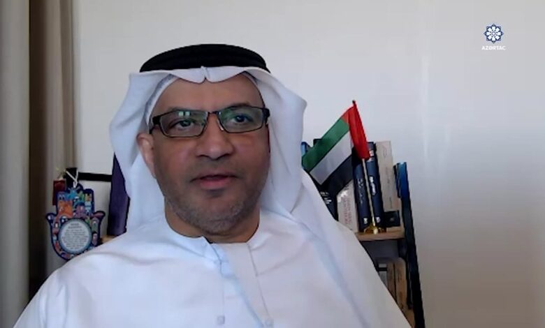 الدكتور سالم الكتبي خلال مقابلته مع برنامج «أذربيجان والعالم» على وكالة أذرتاج